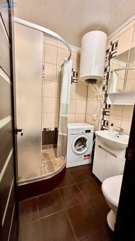 Продаж 3 кімнатної квартири (59/30/7), 2 пов. 5 пов. будинку, <a class="location-link" href="/kiev/" title="Недвижимость Київ">Київ</a>, <a class="location-link" href="/kiev/solomenskij/" title="Недвижимость Солом'янський район">Солом'янський р-н</a>, Вацлава Гавела бульв., 89/25 (изображение 9)