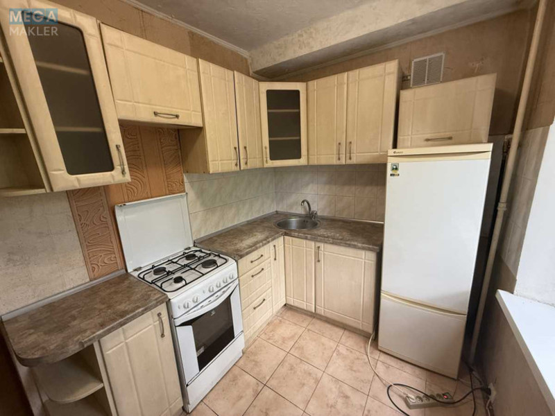 Оренда 2 кімнатної квартири, <a class="location-link" href="/kiev/" title="Недвижимость Київ">Київ</a>, <a class="location-link" href="/kiev/podolskij/" title="Недвижимость Подільський район">Подільський р-н</a>, Гречко Маршала ул., 8Д (изображение 5)