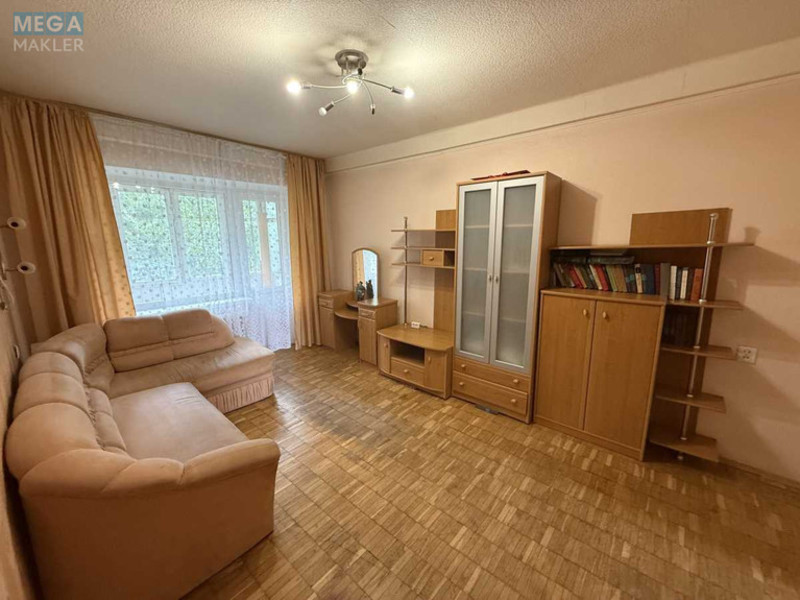 Оренда 2 кімнатної квартири, <a class="location-link" href="/kiev/" title="Недвижимость Київ">Київ</a>, <a class="location-link" href="/kiev/podolskij/" title="Недвижимость Подільський район">Подільський р-н</a>, Гречко Маршала ул., 8Д (изображение 9)