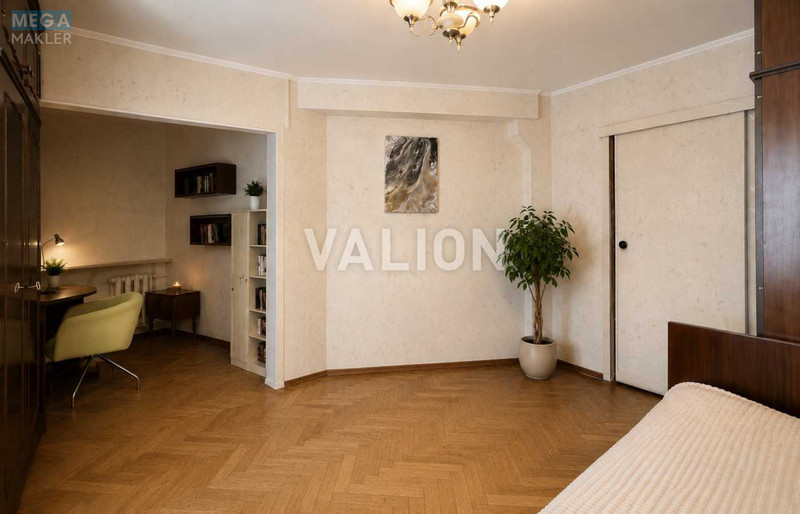 Продаж 2 кімнатної квартири (53,5/37,2/6,8), 2 пов. 5 пов. будинку, <a class="location-link" href="/kiev/" title="Недвижимость Київ">Київ</a>, <a class="location-link" href="/kiev/solomenskij/" title="Недвижимость Солом'янський район">Солом'янський р-н</a>, Искровская ул., 2 (изображение 3)