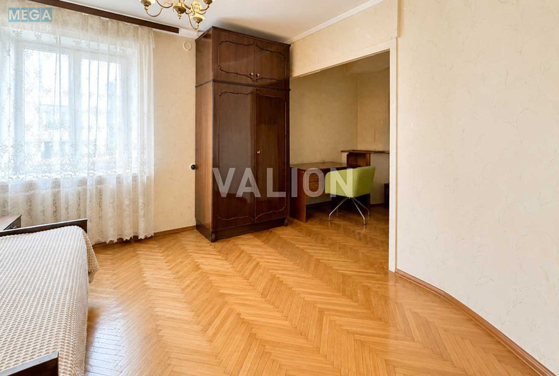 Продаж 2 кімнатної квартири (53,5/37,2/6,8), 2 пов. 5 пов. будинку, <a class="location-link" href="/kiev/" title="Недвижимость Київ">Київ</a>, <a class="location-link" href="/kiev/solomenskij/" title="Недвижимость Солом'янський район">Солом'янський р-н</a>, Искровская ул., 2 (изображение 4)