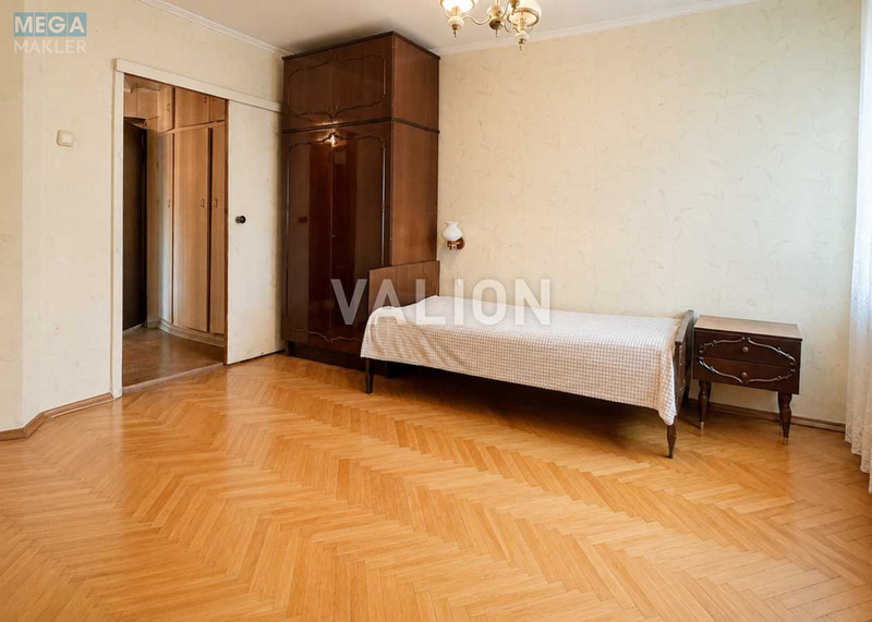 Продаж 2 кімнатної квартири (53,5/37,2/6,8), 2 пов. 5 пов. будинку, <a class="location-link" href="/kiev/" title="Недвижимость Київ">Київ</a>, <a class="location-link" href="/kiev/solomenskij/" title="Недвижимость Солом'янський район">Солом'янський р-н</a>, Искровская ул., 2 (изображение 5)