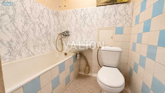 Продаж 2 кімнатної квартири (53,5/37,2/6,8), 2 пов. 5 пов. будинку, <a class="location-link" href="/kiev/" title="Недвижимость Київ">Київ</a>, <a class="location-link" href="/kiev/solomenskij/" title="Недвижимость Солом'янський район">Солом'янський р-н</a>, Искровская ул., 2 (изображение 8)