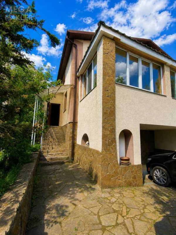 Продаж дома, 2&nbsp;поверху, 220&nbsp;кв.м, 4&nbsp;кімнати, ділянка 10&nbsp;соток, <a class="location-link" href="/moshun/" title="Недвижимость Мощун">Мощун</a>, Ірпінська, 7 (изображение 2)