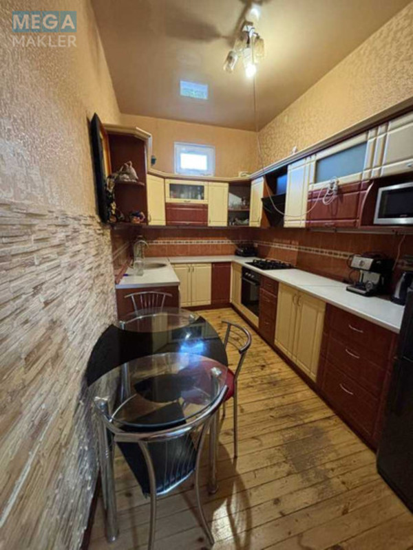 Продаж дома, 2&nbsp;поверху, 220&nbsp;кв.м, 4&nbsp;кімнати, ділянка 10&nbsp;соток, <a class="location-link" href="/moshun/" title="Недвижимость Мощун">Мощун</a>, Ірпінська, 7 (изображение 7)