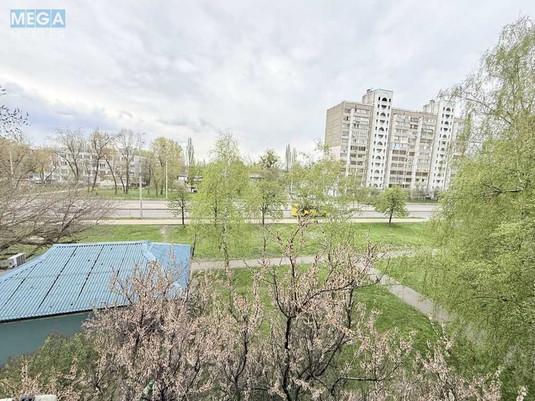 Продаж 3 кімнатної квартири (58/39/7), 3 пов. 9 пов. будинку, <a class="location-link" href="/kiev/" title="Недвижимость Київ">Київ</a>, <a class="location-link" href="/kiev/dneprovskij/" title="Недвижимость Дніпровський район">Дніпровський р-н</a>, Новаторів вул., 4 (изображение 12)