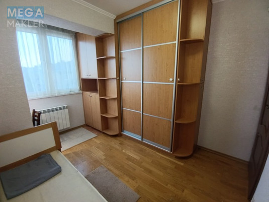 Оренда 3 кімнатної квартири, люкс, <a class="location-link" href="/kiev/" title="Недвижимость Київ">Київ</a>, <a class="location-link" href="/kiev/shevchenkovskij/" title="Недвижимость Шевченківський район">Шевченківський р-н</a>, Академіка Ромаданова  11/15 ( <img src="https://megamakler.com.ua/metro/00ff00.gif" alt="" class="metro" /> м. Лукьяновская, 15 ) (изображение 5)