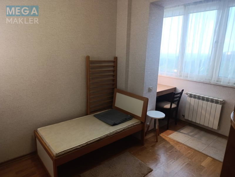 Оренда 3 кімнатної квартири, люкс, <a class="location-link" href="/kiev/" title="Недвижимость Київ">Київ</a>, <a class="location-link" href="/kiev/shevchenkovskij/" title="Недвижимость Шевченківський район">Шевченківський р-н</a>, Академіка Ромаданова  11/15 ( <img src="https://megamakler.com.ua/metro/00ff00.gif" alt="" class="metro" /> м. Лукьяновская, 15 ) (изображение 6)