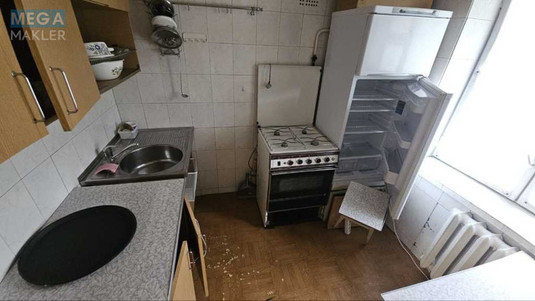 Продаж 2 кімнатної квартири (55/32/7), 4 пов. 9 пов. будинку, <a class="location-link" href="/kiev/" title="Недвижимость Київ">Київ</a>, <a class="location-link" href="/kiev/dneprovskij/" title="Недвижимость Дніпровський район">Дніпровський р-н</a>, Русановская Набережная ул., 10/1 (изображение 4)