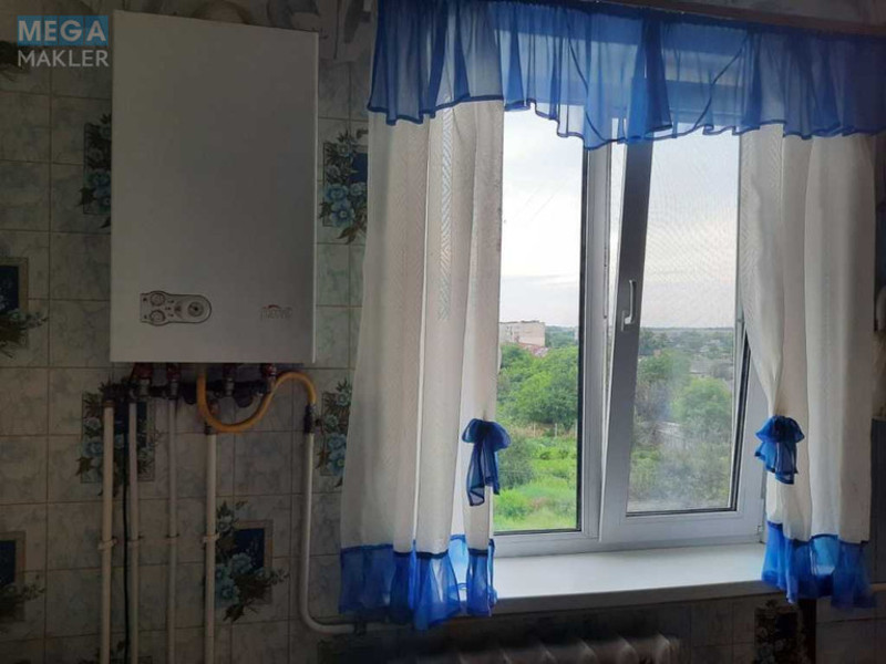 Продаж 4 кімнатної квартири (80/?/10), 5 пов. 5 пов. будинку, <a class="location-link" href="/dymer/" title="Недвижимость Дімер">Димер</a>, Покровская (изображение 4)