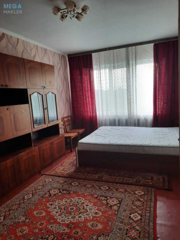 Продаж 4 кімнатної квартири (80/?/10), 5 пов. 5 пов. будинку, <a class="location-link" href="/dymer/" title="Недвижимость Дімер">Димер</a>, Покровская (изображение 8)