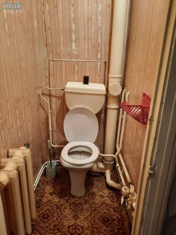 Продаж 4 кімнатної квартири (80/?/10), 5 пов. 5 пов. будинку, <a class="location-link" href="/dymer/" title="Недвижимость Дімер">Димер</a>, Покровская (изображение 10)