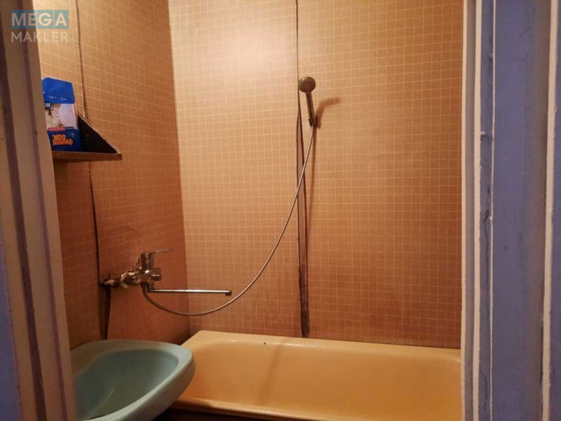 Продаж 4 кімнатної квартири (80/?/10), 5 пов. 5 пов. будинку, <a class="location-link" href="/dymer/" title="Недвижимость Дімер">Димер</a>, Покровская (изображение 19)