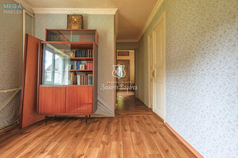 Продаж дома, 1&nbsp; поверх, 55,10&nbsp;кв.м, 2&nbsp;кімнати, ділянка 4,11&nbsp;сотки, <a class="location-link" href="/kiev/" title="Недвижимость Київ">Київ</a>, <a class="location-link" href="/kiev/svyatoshinskij/" title="Недвижимость Святошинський район">Святошинський р-н</a>, Соснова вул., 18 (изображение 8)