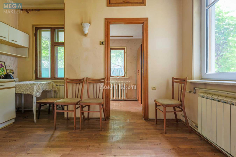 Продаж дома, 1&nbsp; поверх, 55,10&nbsp;кв.м, 2&nbsp;кімнати, ділянка 4,11&nbsp;сотки, <a class="location-link" href="/kiev/" title="Недвижимость Київ">Київ</a>, <a class="location-link" href="/kiev/svyatoshinskij/" title="Недвижимость Святошинський район">Святошинський р-н</a>, Соснова вул., 18 (изображение 10)