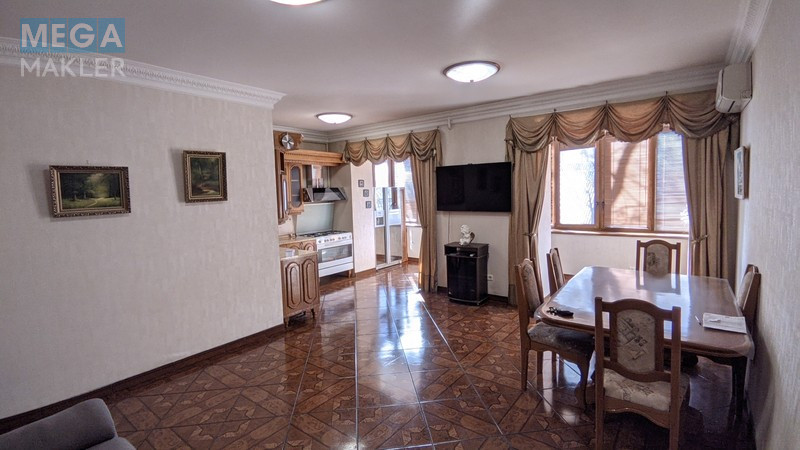 Оренда 2 кімнатної квартири, стандарт, <a class="location-link" href="/kiev/" title="Недвижимость Київ">Київ</a>, <a class="location-link" href="/kiev/pecherskij/" title="Недвижимость Печерський район">Печерський р-н</a>, Первомайского 9А ( <img src="https://megamakler.com.ua/metro/00ff00.gif" alt="" class="metro" /> м. Кловская, 2 ) (изображение 3)