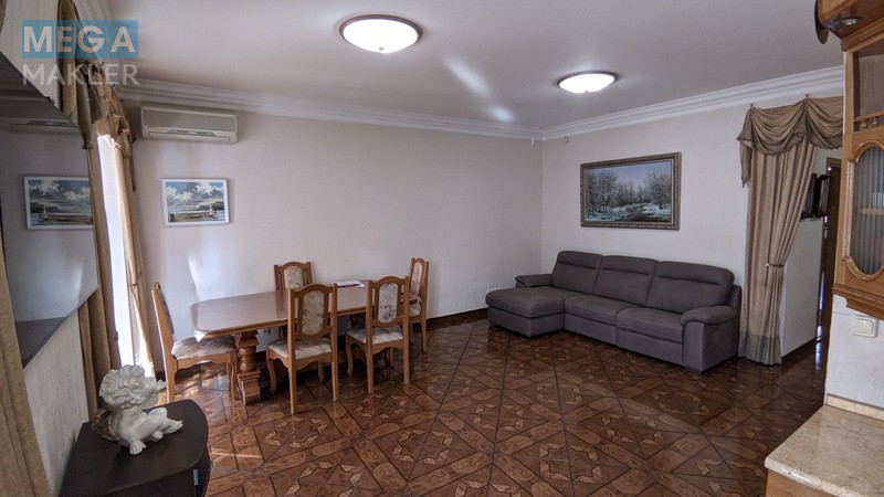 Оренда 2 кімнатної квартири, стандарт, <a class="location-link" href="/kiev/" title="Недвижимость Київ">Київ</a>, <a class="location-link" href="/kiev/pecherskij/" title="Недвижимость Печерський район">Печерський р-н</a>, Первомайского 9А ( <img src="https://megamakler.com.ua/metro/00ff00.gif" alt="" class="metro" /> м. Кловская, 2 ) (изображение 5)