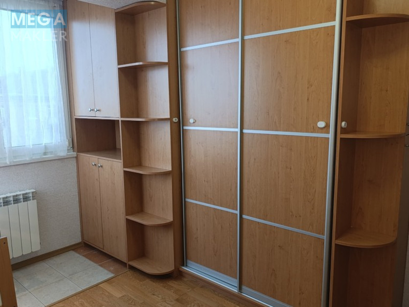 Оренда 3 кімнатної квартири, люкс, <a class="location-link" href="/kiev/" title="Недвижимость Київ">Київ</a>, <a class="location-link" href="/kiev/shevchenkovskij/" title="Недвижимость Шевченківський район">Шевченківський р-н</a>, Академіка Ромаданова  11/15 ( <img src="https://megamakler.com.ua/metro/00ff00.gif" alt="" class="metro" /> м. Лукьяновская, 15 ) (изображение 14)