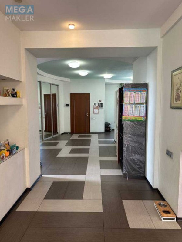 Продаж дома, 2&nbsp;поверху, 322&nbsp;кв.м, 7&nbsp;кімнат, ділянка 5&nbsp;соток, <a class="location-link" href="/dnepropetrovsk/" title="Недвижимость Дніпра">Дніпро</a>, Кривоноса (изображение 6)