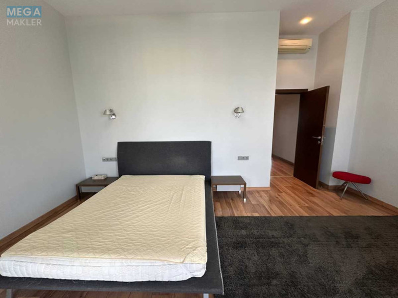 Оренда 3 кімнатної квартири, <a class="location-link" href="/dnepropetrovsk/" title="Недвижимость Дніпра">Дніпро</a>, Жуковського, 21А (изображение 2)