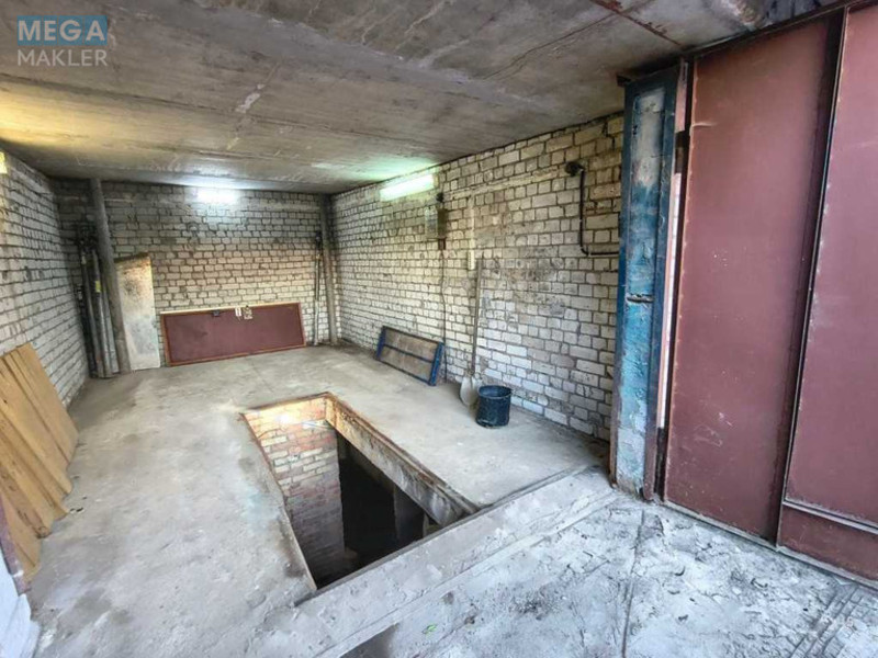 Продаж комерційної нерухомості, 41&nbsp;кв.м, <a class="location-link" href="/kiev/" title="Недвижимость Київ">Київ</a>, <a class="location-link" href="/kiev/desnyanskij/" title="Недвижимость Деснянський район">Деснянський р-н</a>, Пухівська вул., 2 (изображение 3)
