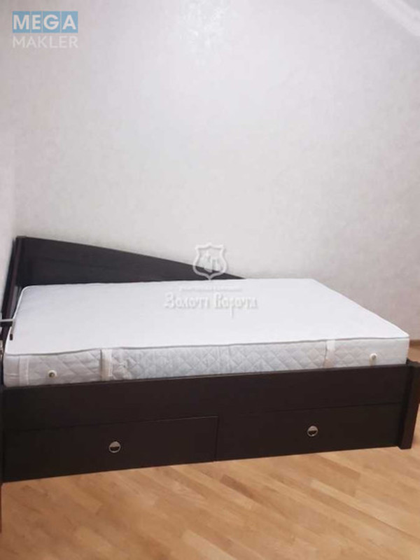 Продаж окремої будівлі/побудови, 500&nbsp;кв.м, <a class="location-link" href="/kiev/" title="Недвижимость Київ">Київ</a>, <a class="location-link" href="/kiev/svyatoshinskij/" title="Недвижимость Святошинський район">Святошинський р-н</a>, Теплична вул., 21а (изображение 14)