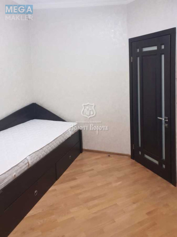 Продаж окремої будівлі/побудови, 500&nbsp;кв.м, <a class="location-link" href="/kiev/" title="Недвижимость Київ">Київ</a>, <a class="location-link" href="/kiev/svyatoshinskij/" title="Недвижимость Святошинський район">Святошинський р-н</a>, Теплична вул., 21а (изображение 15)