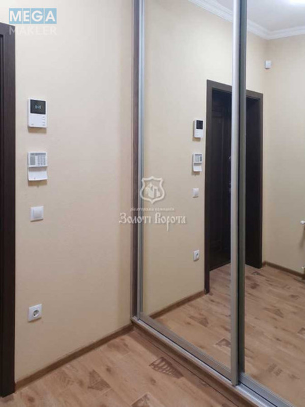 Продаж окремої будівлі/побудови, 500&nbsp;кв.м, <a class="location-link" href="/kiev/" title="Недвижимость Київ">Київ</a>, <a class="location-link" href="/kiev/svyatoshinskij/" title="Недвижимость Святошинський район">Святошинський р-н</a>, Теплична вул., 21а (изображение 22)