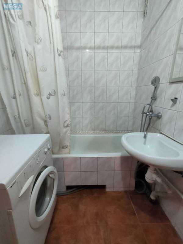Оренда 1 кімнатної квартири, <a class="location-link" href="/kiev/" title="Недвижимость Київ">Київ</a>, <a class="location-link" href="/kiev/darnickij/" title="Недвижимость Дарницький район">Дарницький р-н</a>, Анни Ахматової вул., 37 (изображение 17)