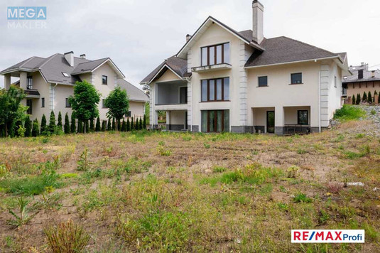 Продаж дома, 3&nbsp;поверху, 485&nbsp;кв.м, 7&nbsp;кімнат, ділянка 17&nbsp;соток, <a class="location-link" href="/ivankovichi/" title="Недвижимость Іванковичі">Іванковичі</a>, Авіаторів (изображение 2)