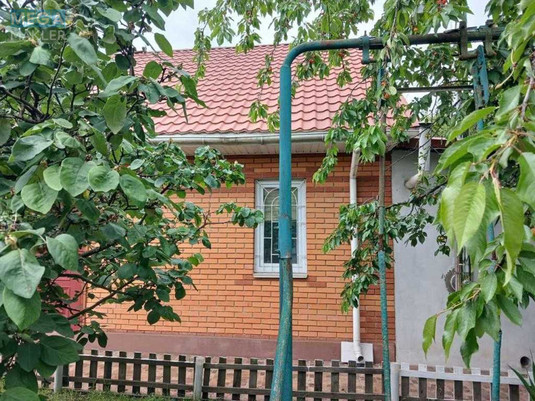 Продаж дома, 2&nbsp;поверху, 135,60&nbsp;кв.м, 5&nbsp;кімнат, ділянка 8&nbsp;соток, <a class="location-link" href="/kiev/" title="Недвижимость Київ">Київ</a>, <a class="location-link" href="/kiev/svyatoshinskij/" title="Недвижимость Святошинський район">Святошинський р-н</a>, Звязківців вул., 2 (изображение 2)