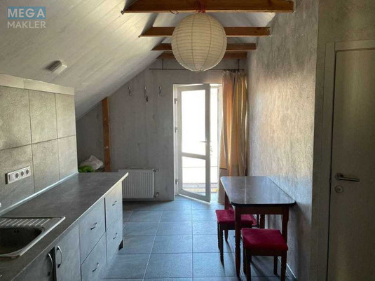 Продаж дома, 2&nbsp;поверху, 135,60&nbsp;кв.м, 5&nbsp;кімнат, ділянка 8&nbsp;соток, <a class="location-link" href="/kiev/" title="Недвижимость Київ">Київ</a>, <a class="location-link" href="/kiev/svyatoshinskij/" title="Недвижимость Святошинський район">Святошинський р-н</a>, Звязківців вул., 2 (изображение 11)