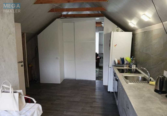 Продаж дома, 2&nbsp;поверху, 135,60&nbsp;кв.м, 5&nbsp;кімнат, ділянка 8&nbsp;соток, <a class="location-link" href="/kiev/" title="Недвижимость Київ">Київ</a>, <a class="location-link" href="/kiev/svyatoshinskij/" title="Недвижимость Святошинський район">Святошинський р-н</a>, Звязківців вул., 2 (изображение 14)