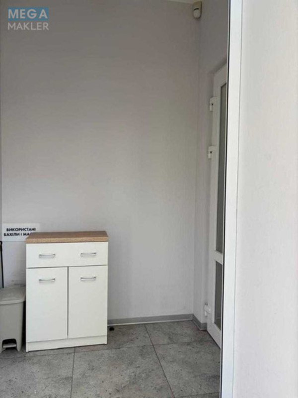 Продаж комерційної нерухомості, 73&nbsp;кв.м, <a class="location-link" href="/kiev/" title="Недвижимость Київ">Київ</a>, <a class="location-link" href="/kiev/podolskij/" title="Недвижимость Подільський район">Подільський р-н</a>, Копыловская ул., 2А (изображение 14)