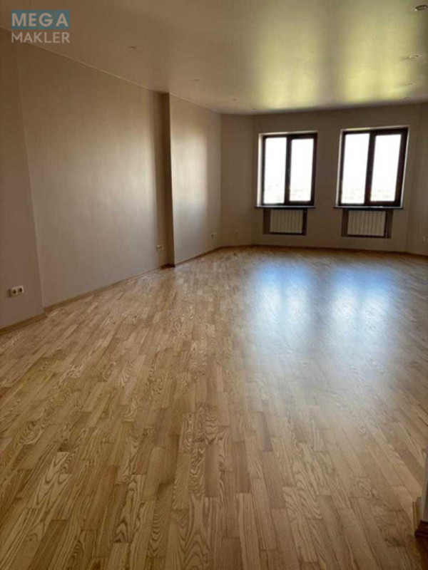 Продаж 4 кімнатної квартири (142/?/27), 19 пов. 25 пов. будинку, <a class="location-link" href="/kiev/" title="Недвижимость Київ">Київ</a>, <a class="location-link" href="/kiev/solomenskij/" title="Недвижимость Солом'янський район">Солом'янський р-н</a>, Клиническая ул., 23/25 (изображение 3)