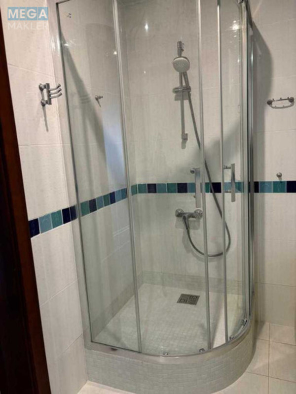 Продаж 4 кімнатної квартири (142/?/27), 19 пов. 25 пов. будинку, <a class="location-link" href="/kiev/" title="Недвижимость Київ">Київ</a>, <a class="location-link" href="/kiev/solomenskij/" title="Недвижимость Солом'янський район">Солом'янський р-н</a>, Клиническая ул., 23/25 (изображение 6)