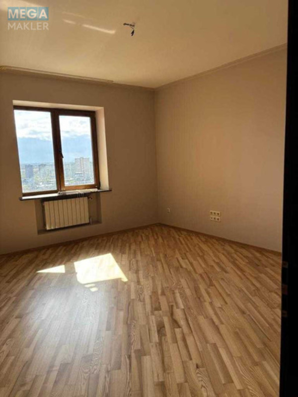 Продаж 4 кімнатної квартири (142/?/27), 19 пов. 25 пов. будинку, <a class="location-link" href="/kiev/" title="Недвижимость Київ">Київ</a>, <a class="location-link" href="/kiev/solomenskij/" title="Недвижимость Солом'янський район">Солом'янський р-н</a>, Клиническая ул., 23/25 (изображение 8)