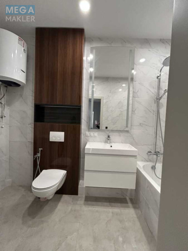 Продаж 3 кімнатної квартири (101/66/10), 7 пов. 18 пов. будинку, <a class="location-link" href="/kiev/" title="Недвижимость Київ">Київ</a>, <a class="location-link" href="/kiev/shevchenkovskij/" title="Недвижимость Шевченківський район">Шевченківський р-н</a>, Кирило-Мефодіївська вул., 2 (изображение 9)