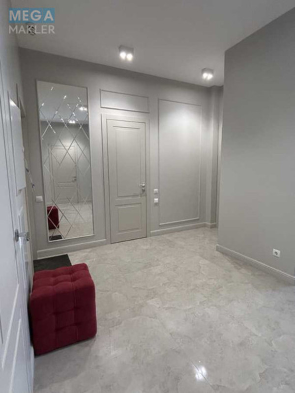Продаж 3 кімнатної квартири (101/66/10), 7 пов. 18 пов. будинку, <a class="location-link" href="/kiev/" title="Недвижимость Київ">Київ</a>, <a class="location-link" href="/kiev/shevchenkovskij/" title="Недвижимость Шевченківський район">Шевченківський р-н</a>, Кирило-Мефодіївська вул., 2 (изображение 15)