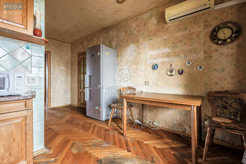Продаж 3 кімнатної квартири (77/44/8), 13 пов. 16 пов. будинку, <a class="location-link" href="/kiev/" title="Недвижимость Київ">Київ</a>, <a class="location-link" href="/kiev/desnyanskij/" title="Недвижимость Деснянський район">Деснянський р-н</a>, Оноре де Бальзака вул., 77 (изображение 12)