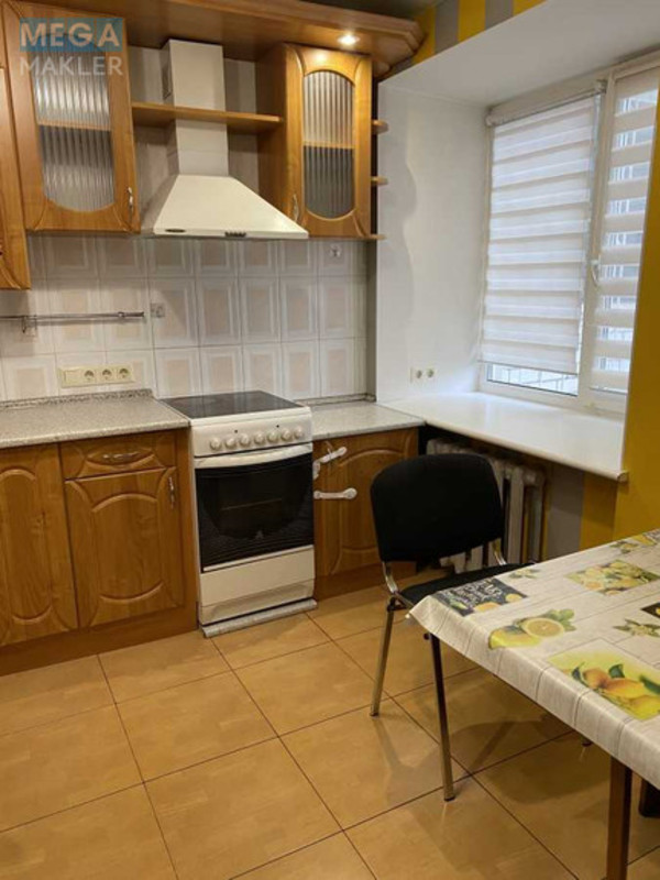 Оренда 2 кімнатної квартири, <a class="location-link" href="/kiev/" title="Недвижимость Київ">Київ</a>, <a class="location-link" href="/kiev/svyatoshinskij/" title="Недвижимость Святошинський район">Святошинський р-н</a>, Олевская ул., 3 (изображение 13)