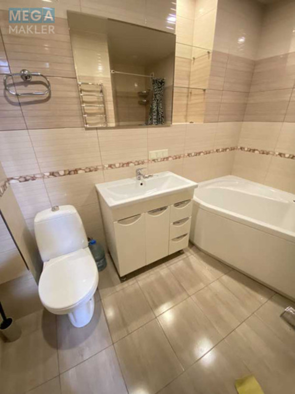 Оренда 2 кімнатної квартири, <a class="location-link" href="/kiev/" title="Недвижимость Київ">Київ</a>, <a class="location-link" href="/kiev/svyatoshinskij/" title="Недвижимость Святошинський район">Святошинський р-н</a>, Олевская ул., 3 (изображение 16)