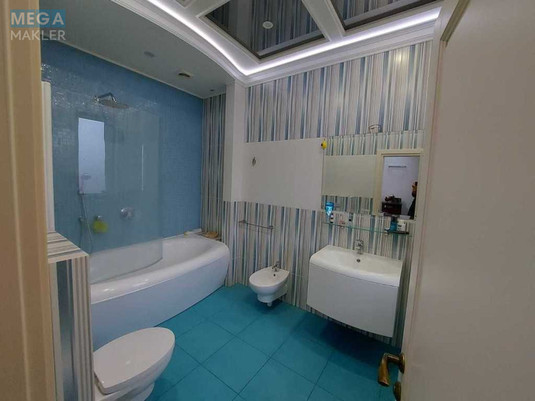 Продаж 7 кімнатної квартири (319/121/30), 3 пов. 3 пов. будинку, <a class="location-link" href="/kiev/" title="Недвижимость Київ">Київ</a>, <a class="location-link" href="/kiev/podolskij/" title="Недвижимость Подільський район">Подільський р-н</a>, Стеценка вул., 80 (изображение 8)