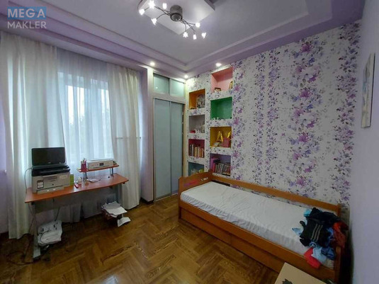 Продаж 7 кімнатної квартири (319/121/30), 3 пов. 3 пов. будинку, <a class="location-link" href="/kiev/" title="Недвижимость Київ">Київ</a>, <a class="location-link" href="/kiev/podolskij/" title="Недвижимость Подільський район">Подільський р-н</a>, Стеценка вул., 80 (изображение 13)