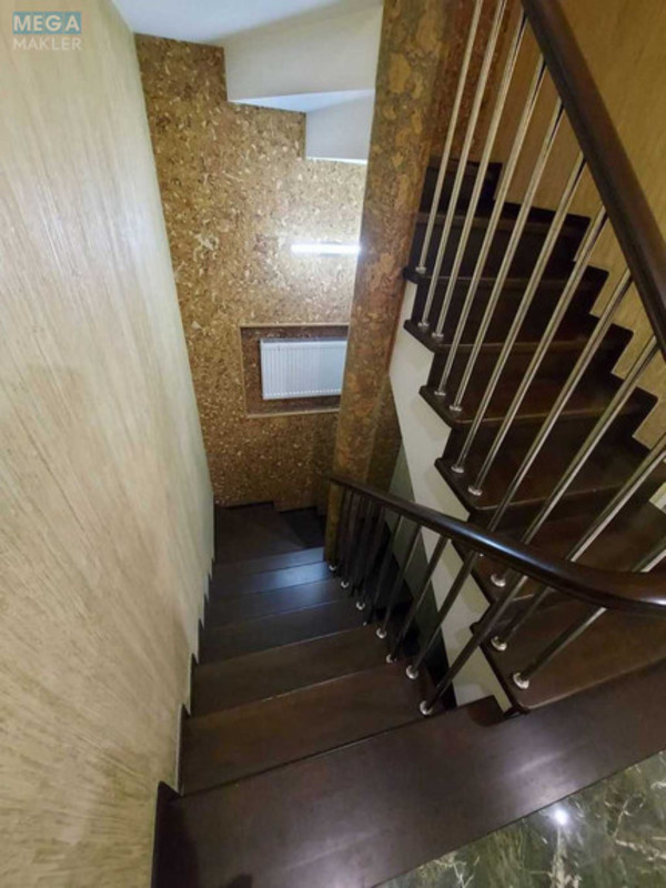 Продаж 7 кімнатної квартири (319/121/30), 3 пов. 3 пов. будинку, <a class="location-link" href="/kiev/" title="Недвижимость Київ">Київ</a>, <a class="location-link" href="/kiev/podolskij/" title="Недвижимость Подільський район">Подільський р-н</a>, Стеценка вул., 80 (изображение 19)