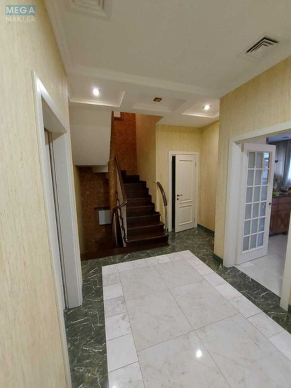 Продаж 7 кімнатної квартири (319/121/30), 3 пов. 3 пов. будинку, <a class="location-link" href="/kiev/" title="Недвижимость Київ">Київ</a>, <a class="location-link" href="/kiev/podolskij/" title="Недвижимость Подільський район">Подільський р-н</a>, Стеценка вул., 80 (изображение 22)