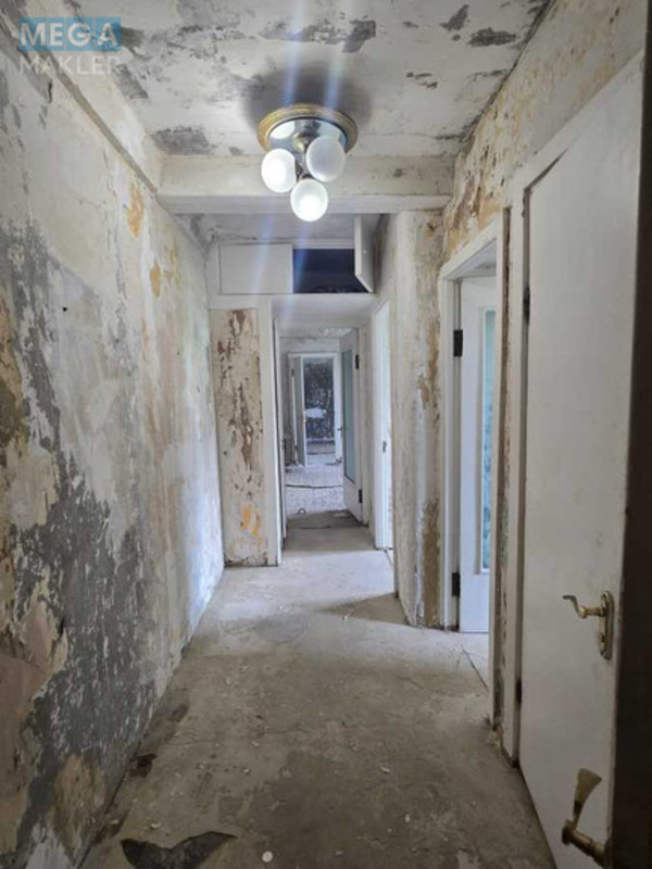 Продаж 3 кімнатної квартири (60/42/7), 8 пов. 9 пов. будинку, <a class="location-link" href="/kiev/" title="Недвижимость Київ">Київ</a>, <a class="location-link" href="/kiev/goloseevskij/" title="Недвижимость Голосіївський район">Голосіївський р-н</a>, Васильковская ул., 2-А (изображение 5)