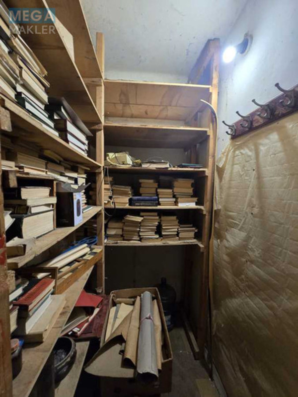 Продаж 3 кімнатної квартири (64/42/7), 9 пов. 9 пов. будинку, <a class="location-link" href="/kiev/" title="Недвижимость Київ">Київ</a>, <a class="location-link" href="/kiev/podolskij/" title="Недвижимость Подільський район">Подільський р-н</a>, Кирилловская ул., 131 (изображение 8)