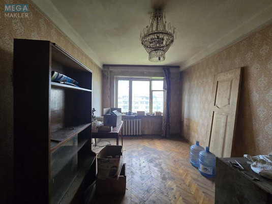 Продаж 3 кімнатної квартири (64/42/7), 9 пов. 9 пов. будинку, <a class="location-link" href="/kiev/" title="Недвижимость Київ">Київ</a>, <a class="location-link" href="/kiev/podolskij/" title="Недвижимость Подільський район">Подільський р-н</a>, Кирилловская ул., 131 (изображение 9)