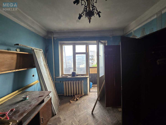 Продаж 3 кімнатної квартири (64/42/7), 9 пов. 9 пов. будинку, <a class="location-link" href="/kiev/" title="Недвижимость Київ">Київ</a>, <a class="location-link" href="/kiev/podolskij/" title="Недвижимость Подільський район">Подільський р-н</a>, Кирилловская ул., 131 (изображение 10)